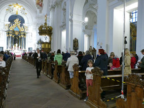 Abschlussvesper der Bischofskonferenz mit Spendung des Bonifatiussegens (© Karl-Franz Thiede)